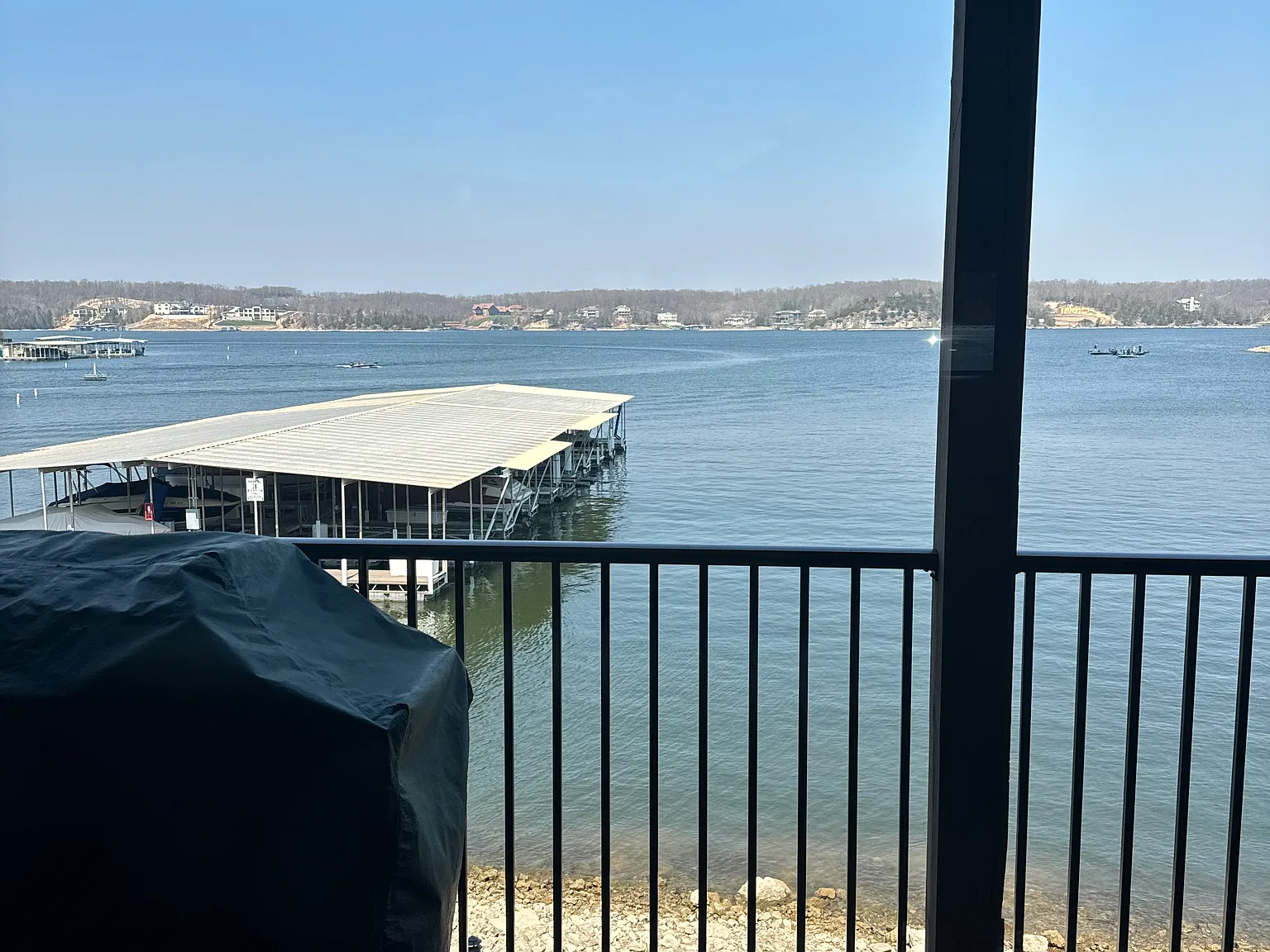 2 bed, 840 sqft, $1,200 — Photo 1
