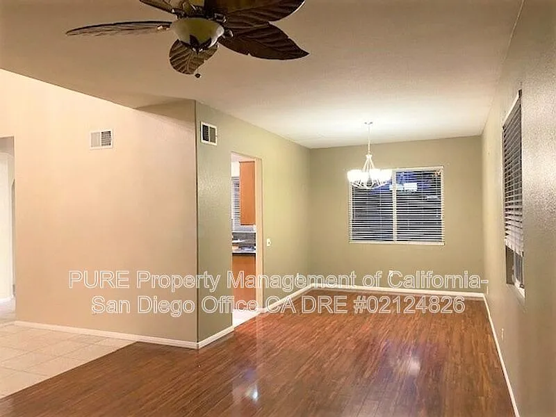 4 bed, 2.5 bath, 2427 sqft, $4,895 — Photo 3