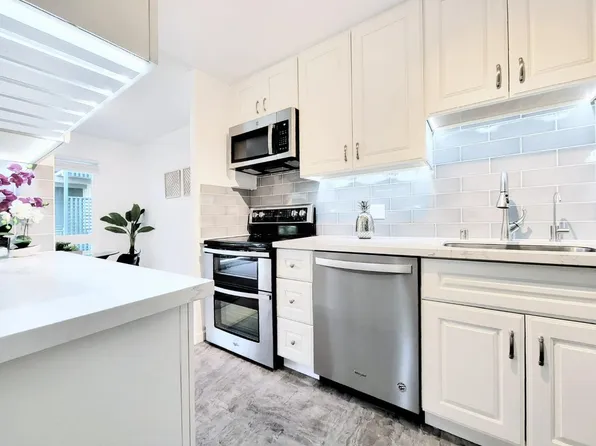 819 N Humboldt St APT 301, San Mateo, CA 94401