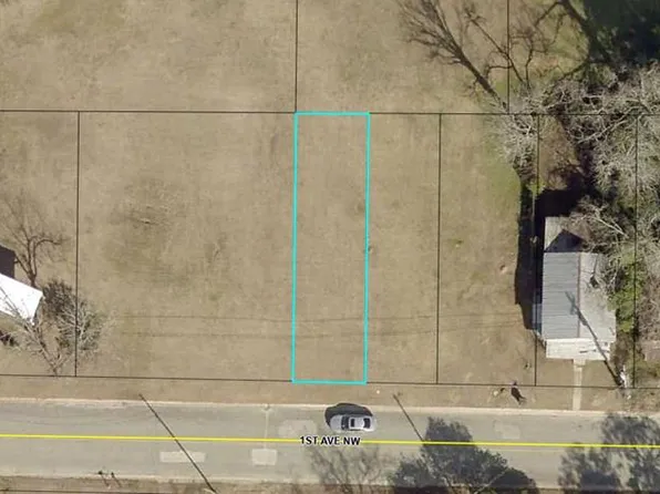 804 1st Ave NW, Moultrie, GA 31768