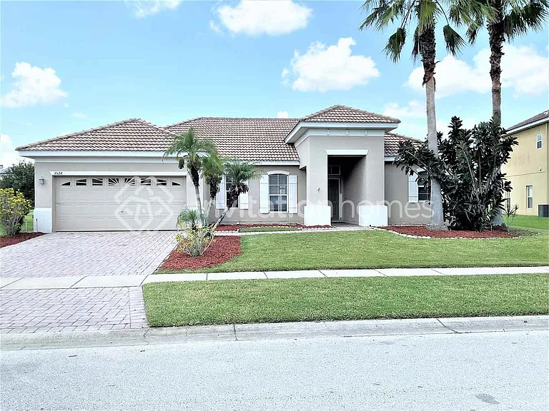 3528 Forest Park Dr — Photo 1