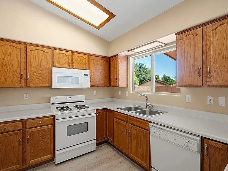 7185 N Summit View Dr — Photo 13