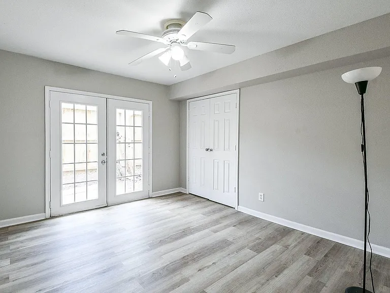 2585 Marilee Ln #3 — Photo 12