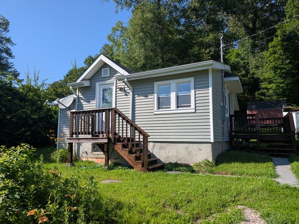 51 Empire Dr