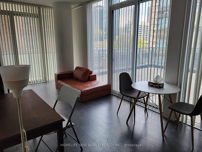 28 Wellesley St E #507 — Photo 12