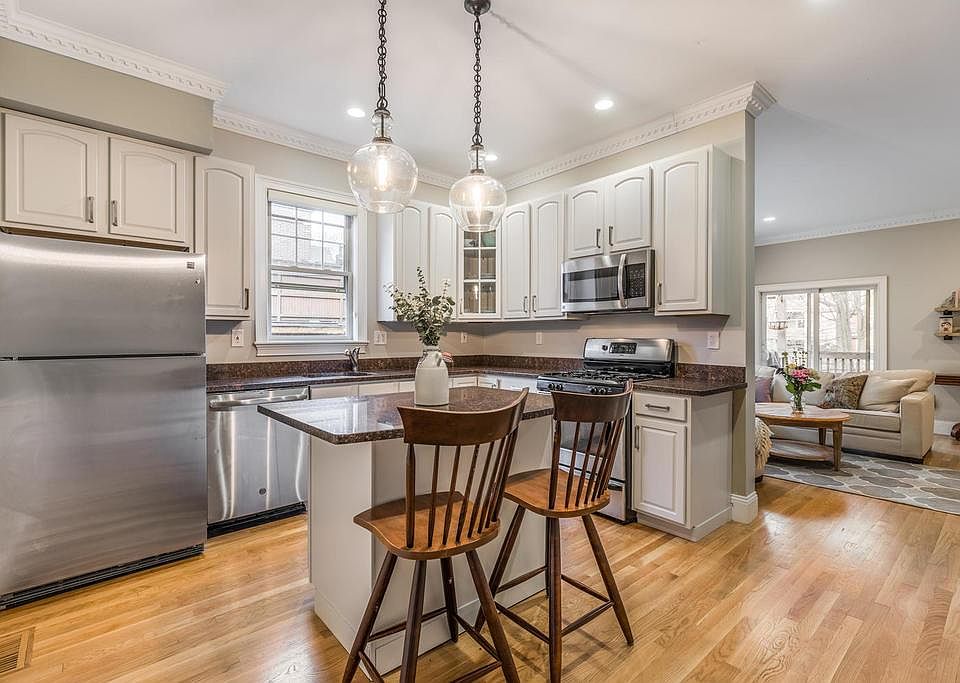 2nd image of 85 O St #1