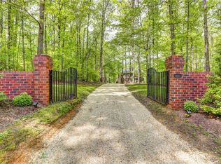 9240 Larkwood Ct, Quinton, VA 23141
