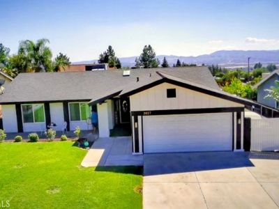 3827 Orchid Dr, Highland, CA, 92346