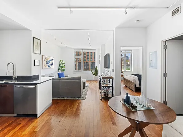 100 Jay St APT 12K, Brooklyn, NY 11201
