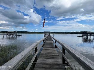 294 Perryclear Dr, Beaufort, SC 29906