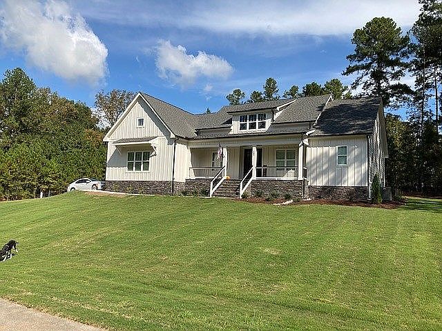 1st image of 102 Redwood Dr