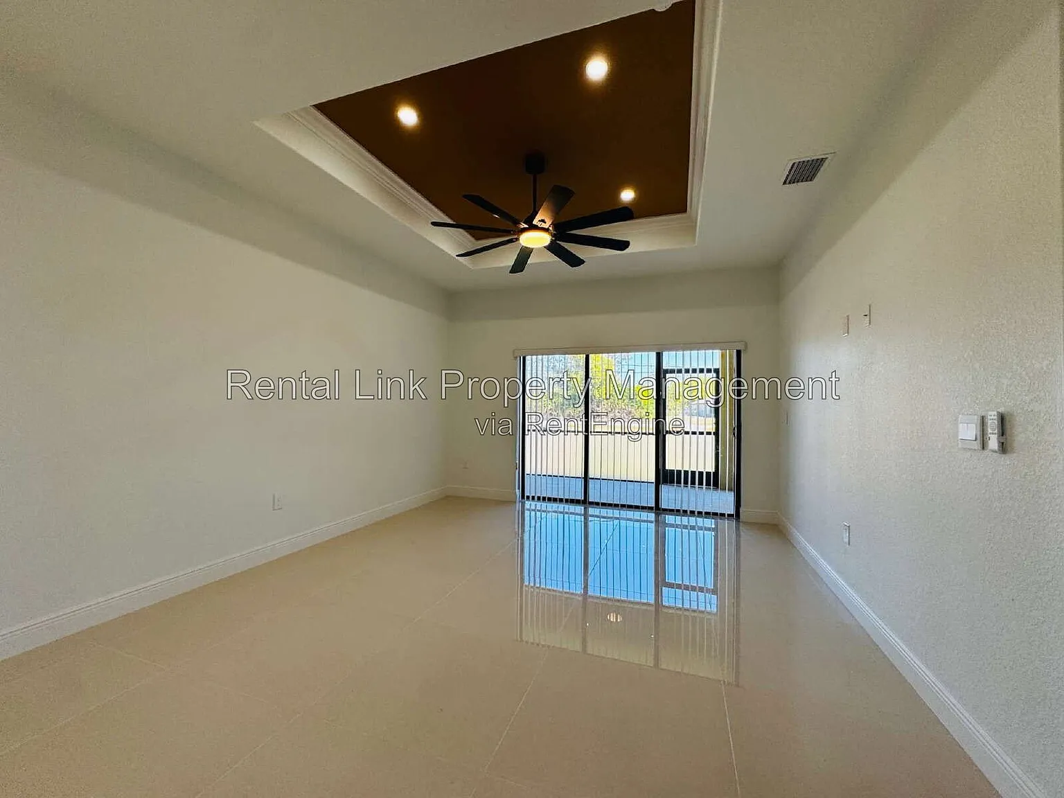 3 bed, 2.0 bath, 1257 sqft, $1,675 — Photo 2