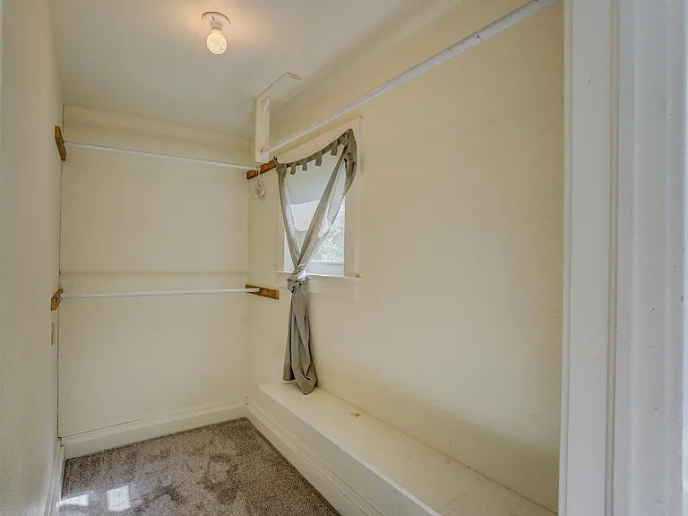 421 E Saint Vrain St — Photo 36