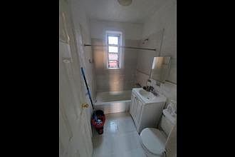 5th image of 1459 Leland Ave APT 1F