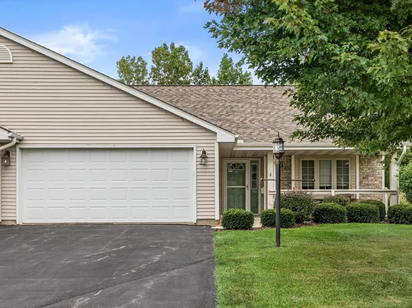 941 W York STREET, Oak Creek, WI 53154