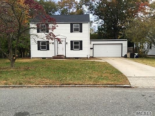 1st image of 27 Princeton St