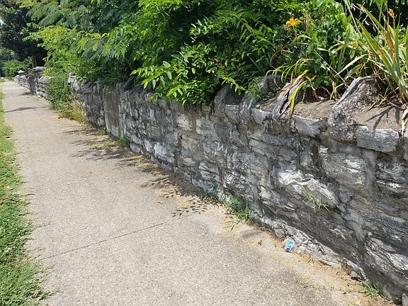 2nd image of 1812 5th Ave N