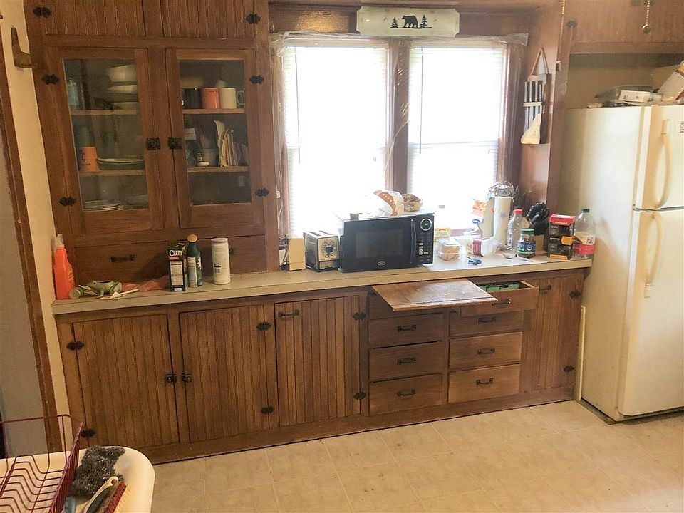 2nd image of 55 Franklin St