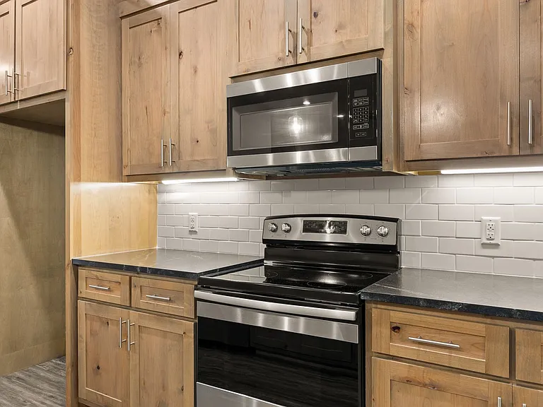 1617 Legacy Dr — Photo 3