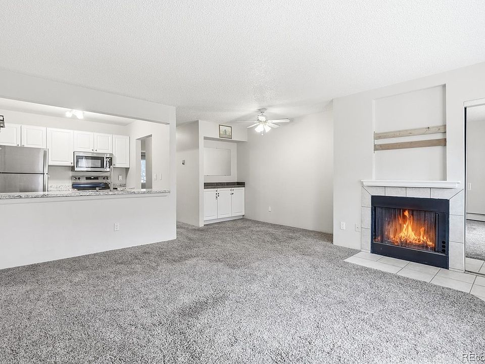 1st image of 532 Oakwood Drive #D105