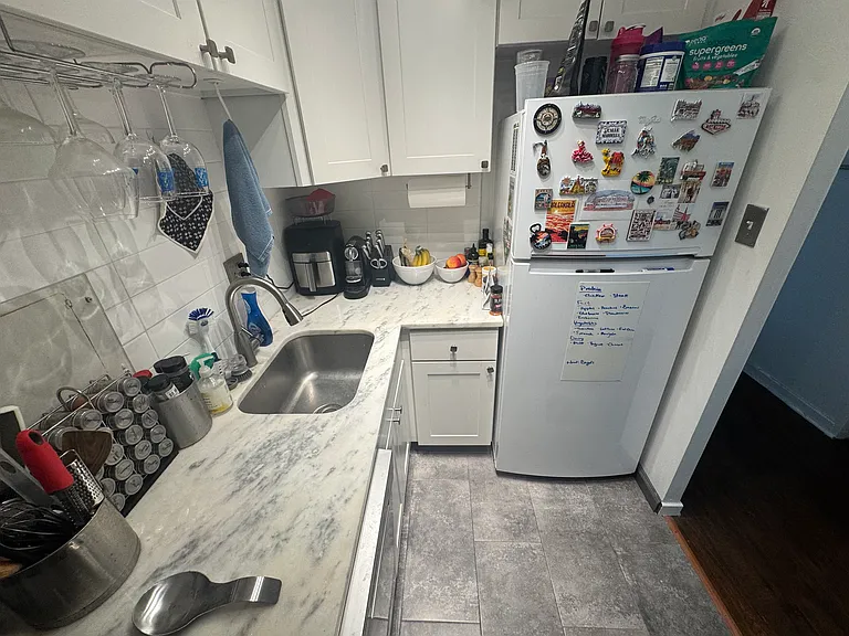 240 M St SW #E613 — Photo 15