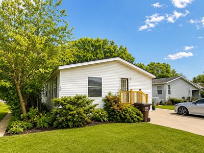 466 Pine Cone Trl, Monroe, MI, 48161