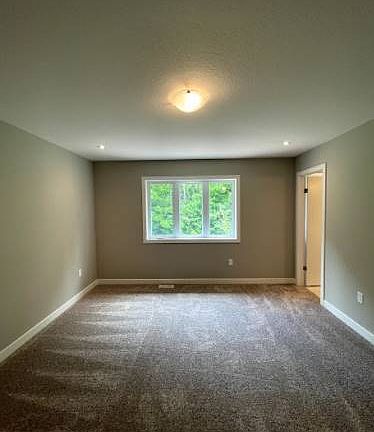 3rd image of 932 Robert Ferrie Dr