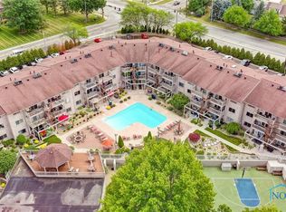 6640 Salisbury Rd #E-205, Maumee, OH 43537