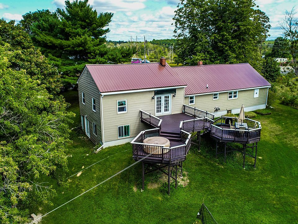 2nd image of 122 Hill Rd