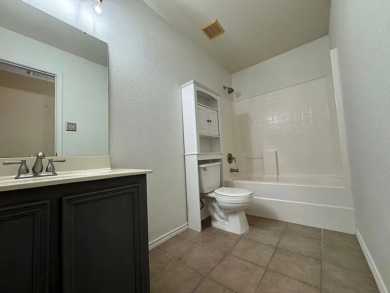 217 Tepee Dr — Photo 35