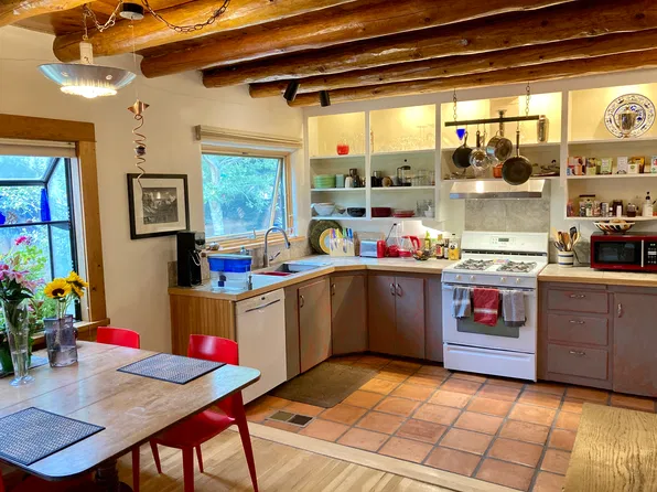 (undisclosed Address), Santa Fe, NM 87505