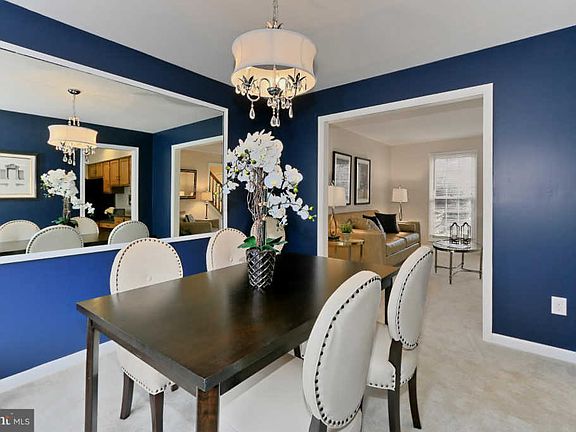 5th image of 509 Fairfax Ln