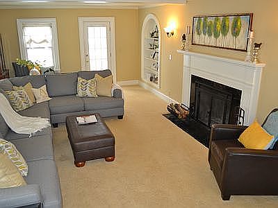 4th image of 1048 Lake Ave