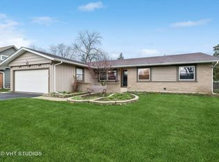 62 Clearmont Dr, Elk Grove Village, IL 60007