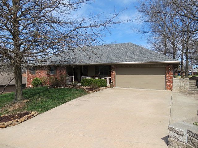 1st image of 104 Kingsbury Ct