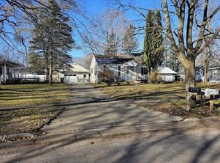 803 Hemlock St, Midland, MI 48642