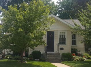 320 Adolph St, Rockford, MI