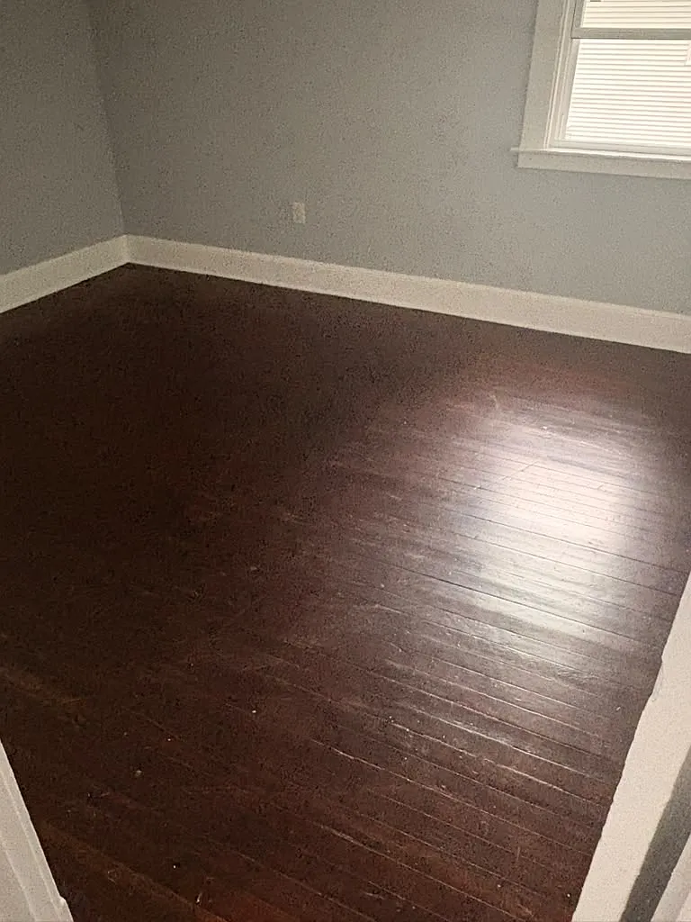 3 bed, $2,000 — Photo 3