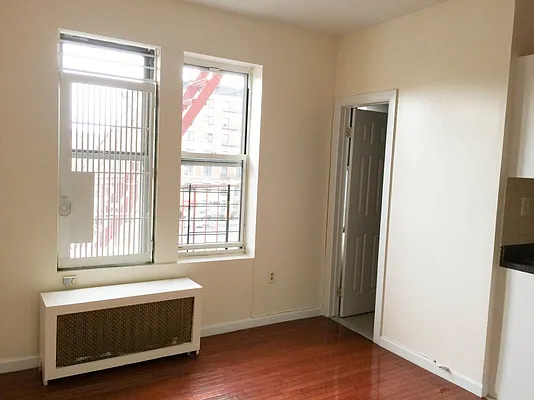 Rented by Bohemia Realty Group | media 7