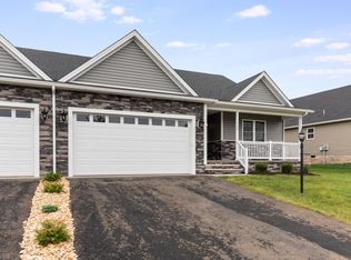 117 Lake View Cir, Waynesboro, VA 22980