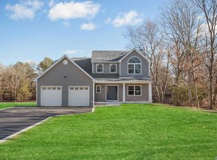 437 Boyle Rd, Selden, NY 11784