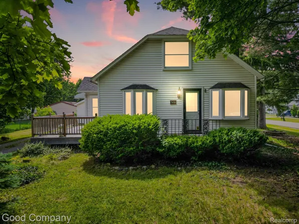 3416 Cone Ave, Rochester Hills, MI 48309