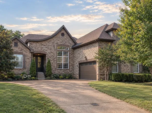 1015 Five Coves Trce, Gallatin, TN 37066
