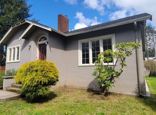 940 N 10th St, Coos Bay, OR