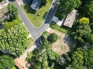 2nd image of 1106 Vista Dr