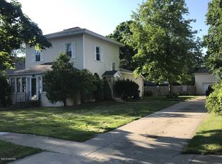 504 E Coffren St, Greenville, MI 48838