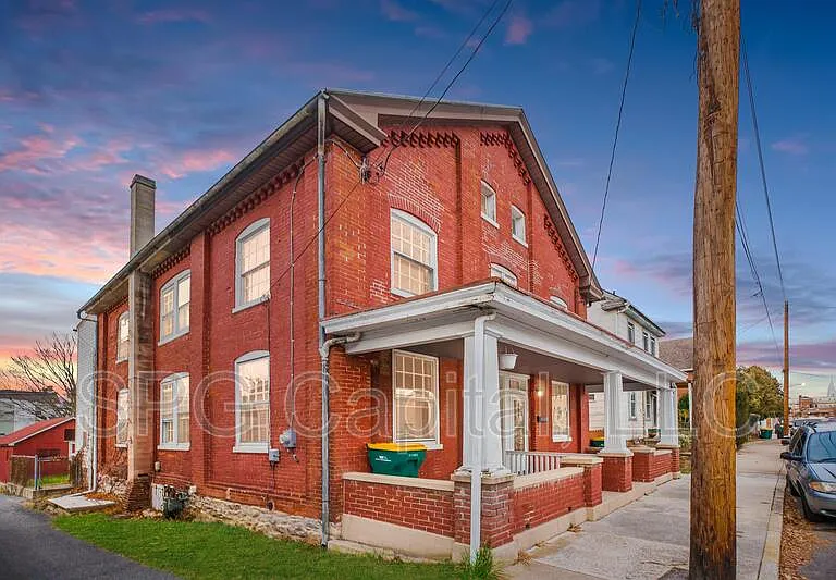 38 Philadelphia Ave — Photo 1