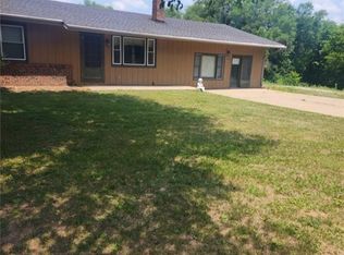 2913 N 2nd St, Saint Joseph, MO 64505