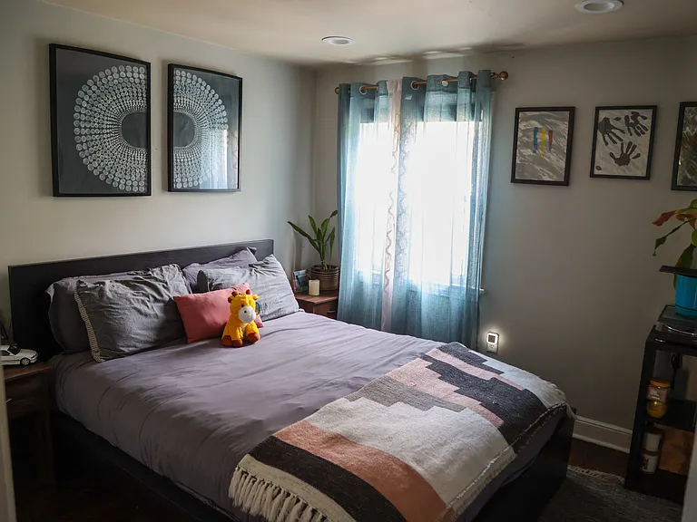 135 Stenton Ave — Photo 9