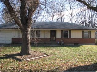 10101 Cambridge Ave, Kansas City, MO 64134